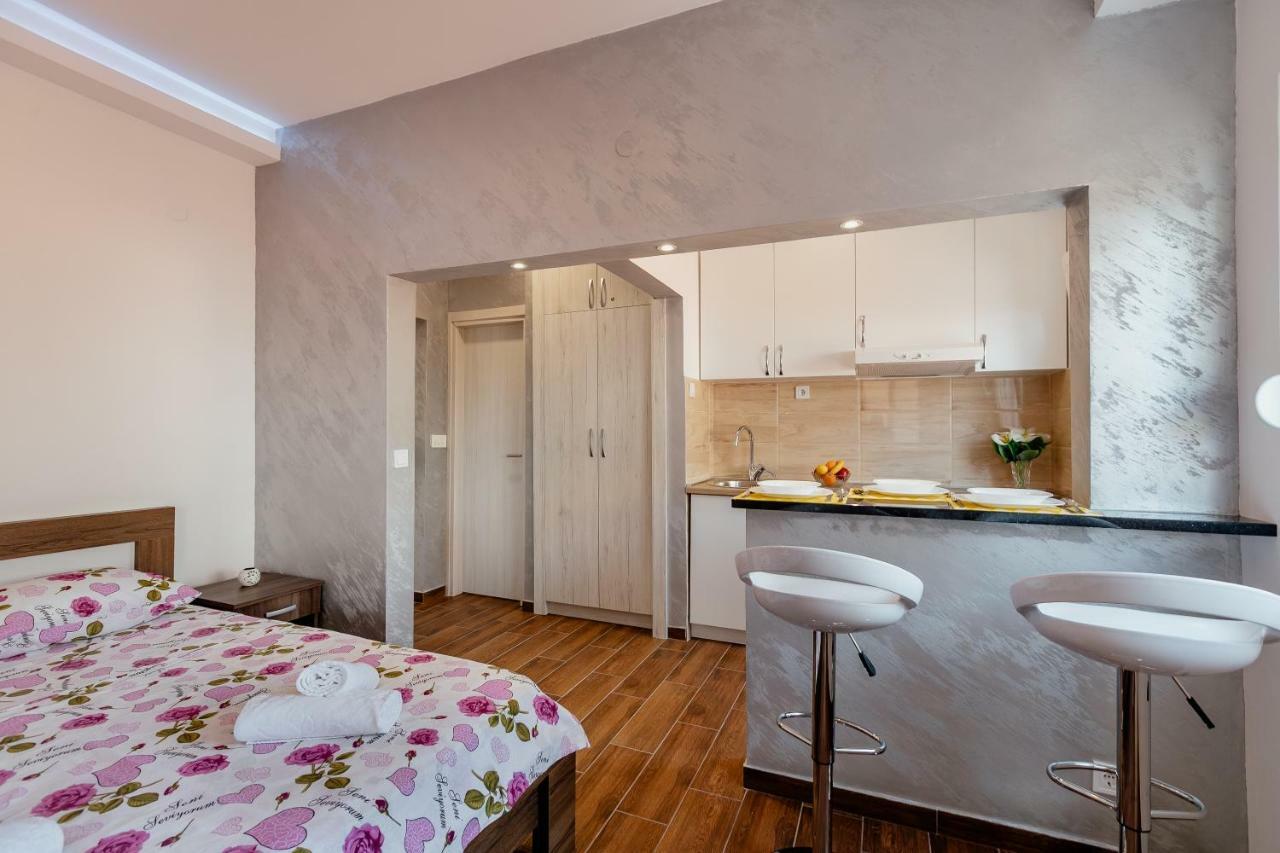 Ferienwohnung Apartman Mia Herceg Novi Exterior foto