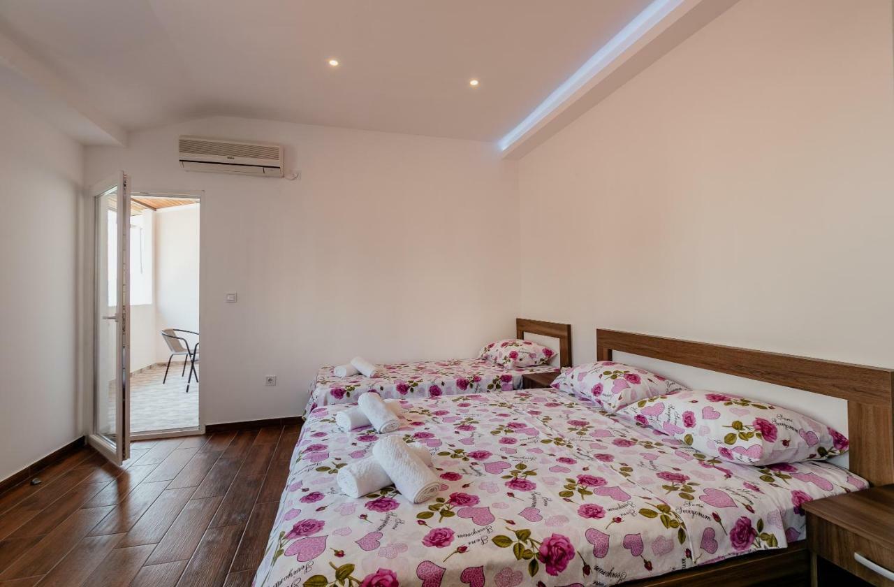 Ferienwohnung Apartman Mia Herceg Novi Exterior foto