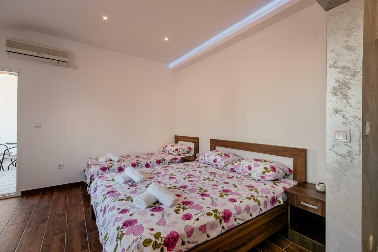 Ferienwohnung Apartman Mia Herceg Novi Exterior foto